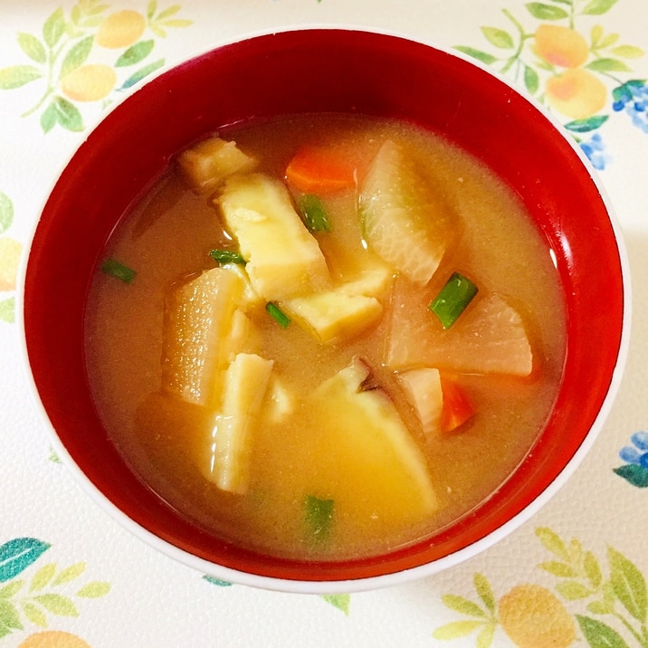 甘くて美味しいさつまいもの味噌汁